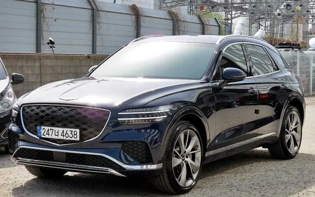 수원중고차사는법 GV70 2.5T 가솔린 AWD 매물 사진 14 - 2024/09 7,021km